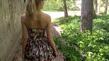 Public Blowjob From Beauty In Dress Showing Herself!
