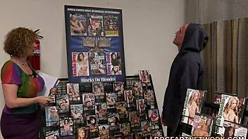 BUSTY COUGAR SARA JAY MAKES BBC CUM