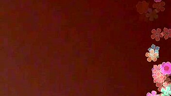 Vietnamese girl gets wild in steamy sex clip