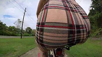 riding bike with butt plug, did neighbor catch me exposed?