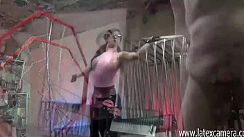 asian mistress in latex delivers brutal whipping to submissive
