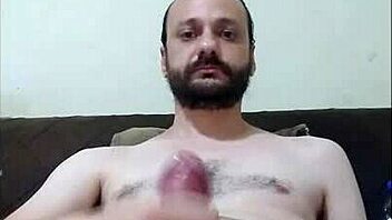 Punhetas E Gozadas No Rosto E Boca De Lindas Mulheres