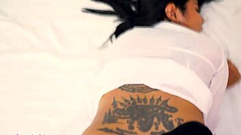 Thai Girlfriend Ready for a Hot Fuck