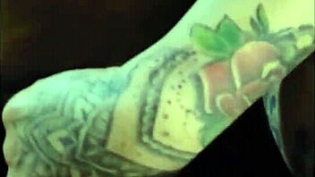 upside down dick sucking by tranny and bf 😏💦