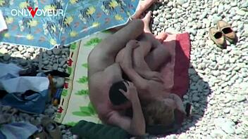 mature couple fucking on beach?