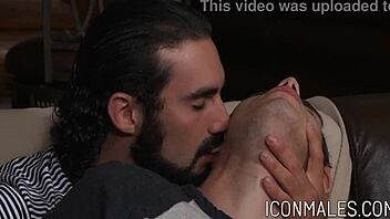 hot daddy jaxton wheeler fucks with little 18+ sam truitt