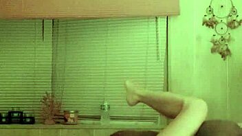 Vruće scene avanture sa drugaricom iz klase