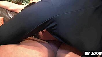 German milfs sucking and banging hard cocks 🔥