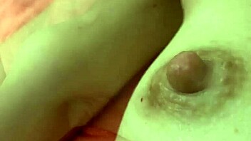 Futut în poziția cățelului după petrecere cu fata irlandeză și soțul ei