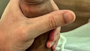 meu penis grosso! what are you doing with that huge dick?