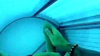 Chris diamond masturbates roughly for naughty fans