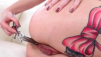 Two Women Engage In Fisting And Rimjob Activities