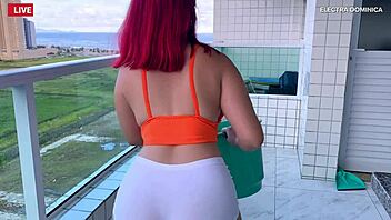 contratei essa empregada ela é muito safada pessoalmente olha que bunda grande