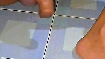 myanmar gay tries wild anal insertion play