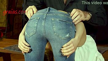 I say, redhead babe tries bdsm for the first time.