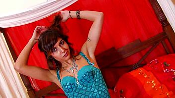 Young pornstar's shaved anal casting