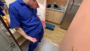 The Building Technician in a Brazilian Gay Fetish Story