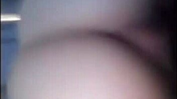 Feeling wild over this petite hentai blowjob clip