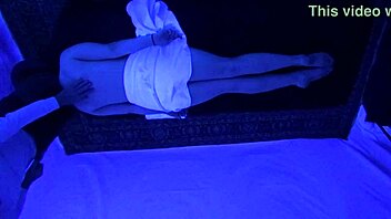 Gigi Breeze Blacklight Massage