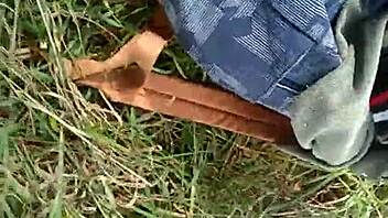 Fucking this old thot behind the gas station feels so intense.