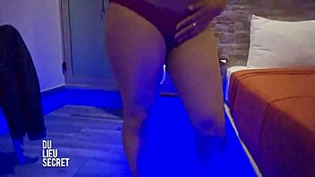 Veracruzana’s lingerie is being slowly and gently removed