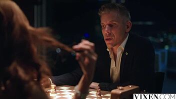 Seductive chess-pro Vanna dominates with her winning moves