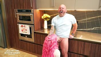 just chilling with stepdaughter skylar vox, ended up with cum on her tits