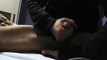 Gay amateur Pentelhudo's erotic journey ends in orgasm and moans