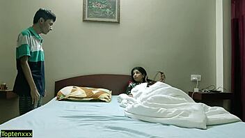 Indian hot girl dominates teen 18+ boy in viral roleplay pounding