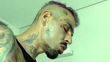 以色列猛男帮哥们吸巨屌