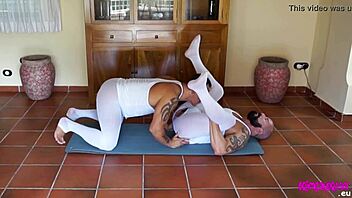 bricklayer1001 shows muscle men in ballet tights fucking hard