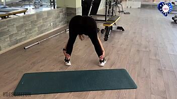 Big tit curvy girl asks for gym help, leading to anal fucking and orgasm outdoors