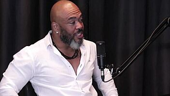 i showed my tits after thinkin i couldn't with gay and trans, but i went wild in the swing house, got called at school - marcelly melo