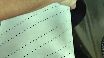 Damn! Harassing A Mature Curvy MILF On Lima Streets!