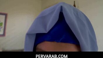 Pervarab introduces muslim teen to wonders 😏
