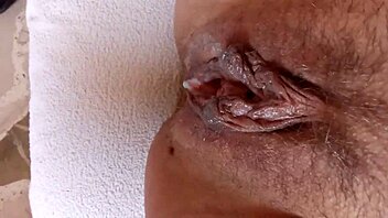 Spy on my hot neighbor wife during solo playtime!