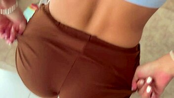 Hermanastro Spills Hot Load in My Pink Vagina