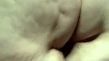 i cant hide my fat ass