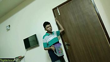 Indian hot girl dominates teen 18+ boy in viral roleplay pounding