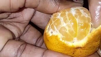 I love clementine so much I finger fuck my fat pussy hard 😍