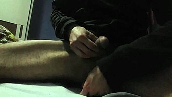 Gay amateur Pentelhudo's erotic journey ends in orgasm and moans