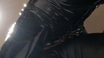 Hey, enjoying a long face sitting session with a milf in latex—pure shaved bliss!