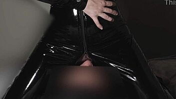 Hey, enjoying a long face sitting session with a milf in latex—pure shaved bliss!
