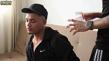 Hetero Receives Intense Massage With Monster Cock And Ass To Mouth