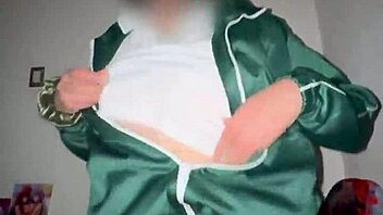 filming a sexy mexican student’s curvy body in hd