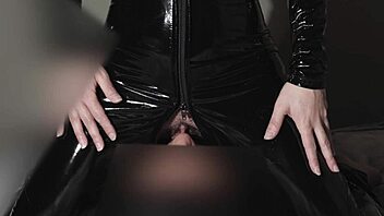 Hey, enjoying a long face sitting session with a milf in latex—pure shaved bliss!