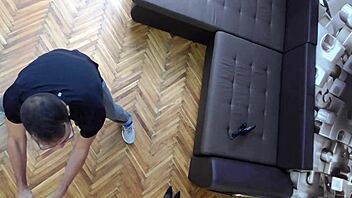 Mugur and Kitana explain instructions before hardcore masturbation action