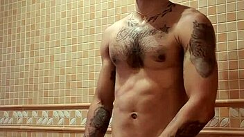 Ebony Cheating Babe Fucks Besties Bbc Boyfriend In The Bedroom