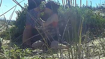 Playing with fire: Amateur couple’s naughty beach date