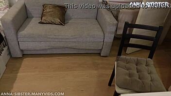 Lost keys revealed neighbor's secret